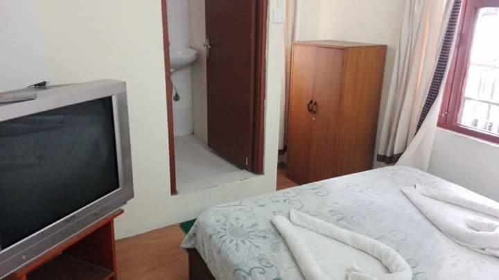 Hotel Sisters Home Катманду Экстерьер фото